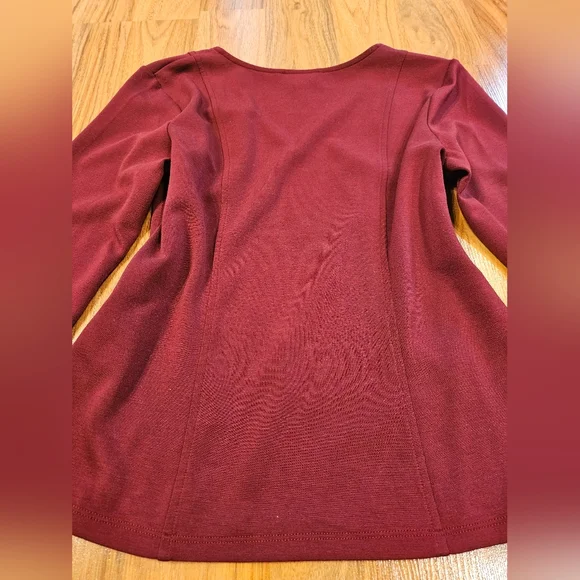 Banana Republic Deep Red V-Neck Top (Scuba Fitted Top) - Picture 5 of 9